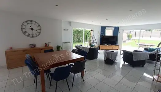 Maison 5 pièces 198 m² 