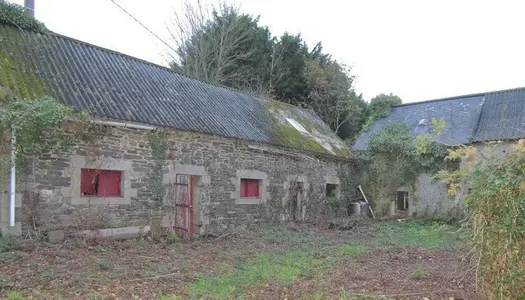 Corps de ferme à restaurer proche de Port-Launay