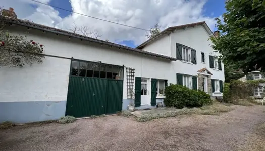 Maison de 3 chambres, maison d'amis (à rénover) 