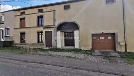 Maison de village à MEUSE