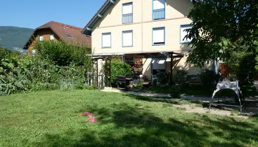Appartement / maison 99 m² avec grand jardin