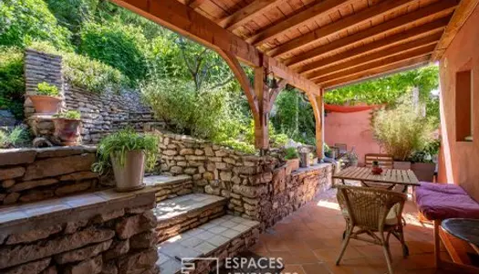 Bel ancien avec jardin, terrasse et vue dégagée au coeur du quartier Saint-Just 