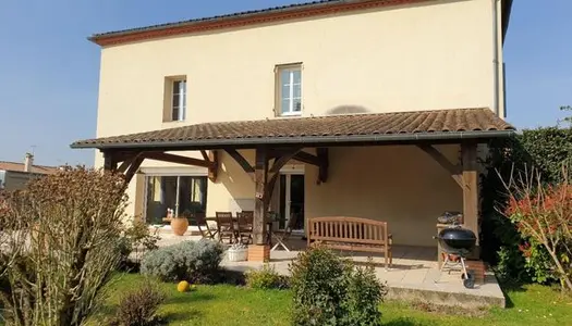 Maison 6 pièces 274 m²