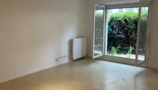 Studio 1 pièce 35 m² 