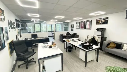 Bureaux 2 pièces 85 m² 