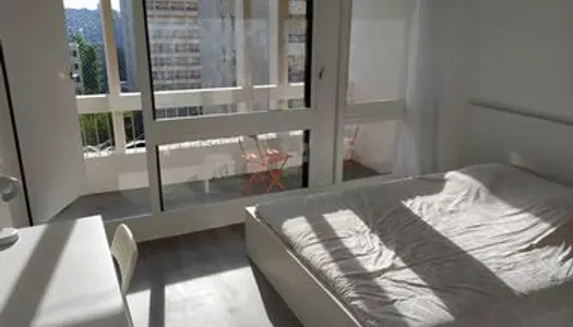 Chambre meublée avec balcon & cave, dans colocation 