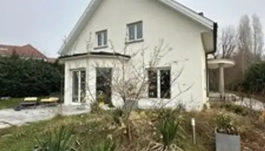 LA WANTZENAU GOLF villa 7 pièces au calme sur 12,33 ares