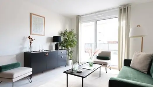 Bel Appartement 4 pièces de 77m² à Nantes 