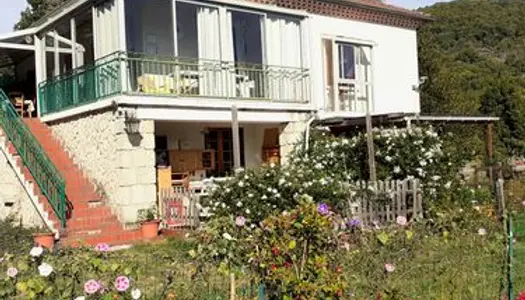 Maison individuelle avec gîte en Ardèche 