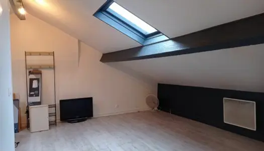 Studio 1 pièce 19 m²