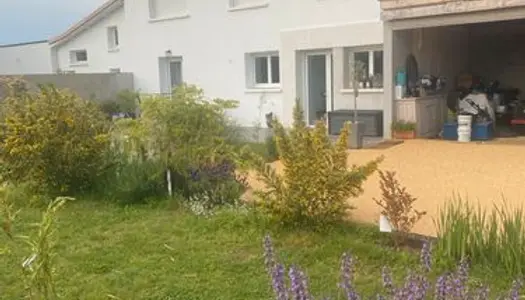 Vente d'une maison avec deux habitations 