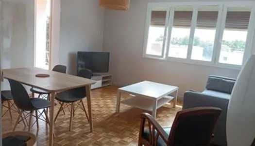 Appartement Angers 7 pièces 4 chambres 90m2