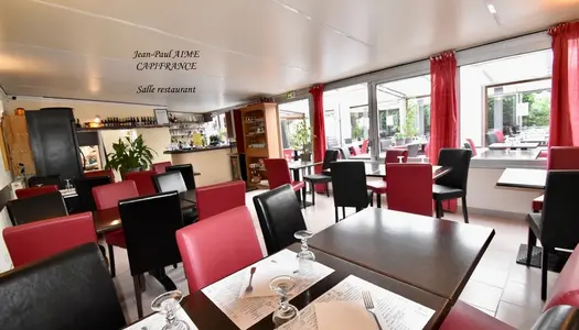 Immobilier professionnel Vente Pont-Saint-Esprit 7 pièces 170 m²