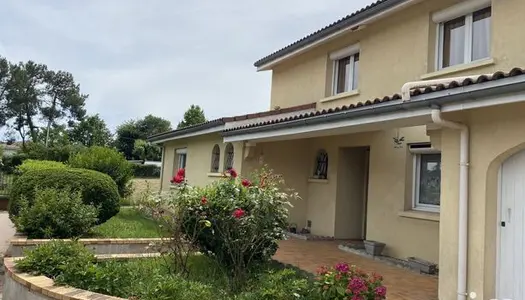 Maison 6 pièces 145 m² 