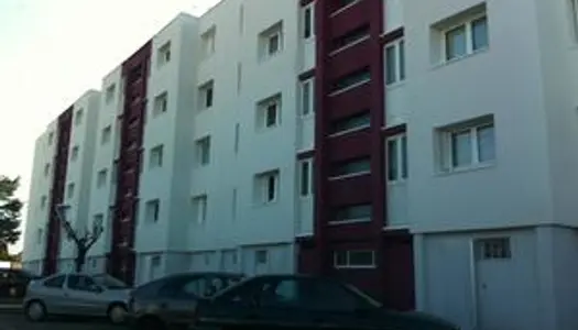 Appartement de 61m² avec 2 chambres à louer à Tarbes 