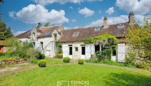 Maison de campagne avec dépendances et jardin 