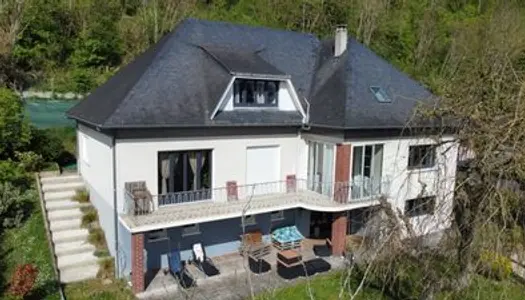 Vends belle maison à Pont-Audemer 5 chambres · 280m² 