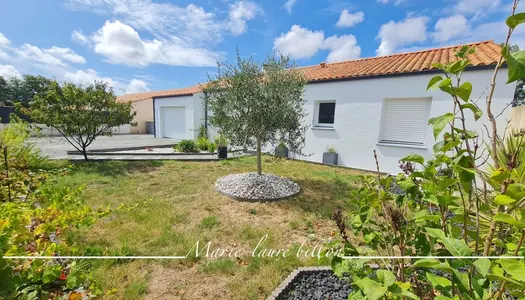 Dpt Vendée (85), à vendre VAIRE maison de plain pied 5 chambres avec son terrain paysagé de 704 