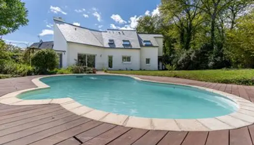 Vends maison contemporaine 5 chambres, grand jardin arboré, piscine - Bourg de Sautron - 200m² 