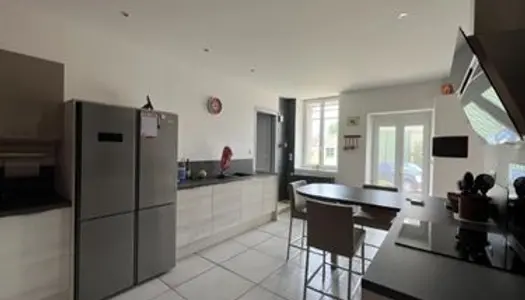 Maison 6 pièces 208 m² 