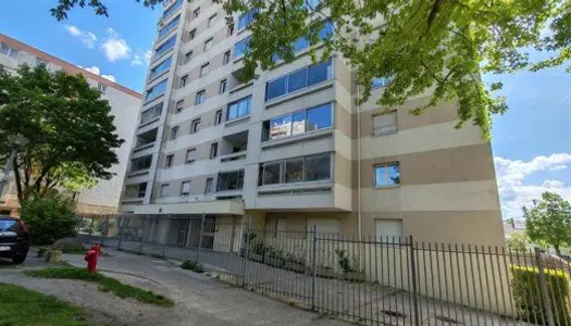 Appartement 4 pièces 81 m² 