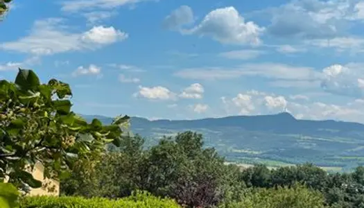 Beau terrain dans secteur calme exposé sud 