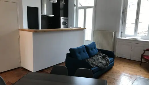 Location Appartement 70 m² à St Etienne 545 € CC /mois