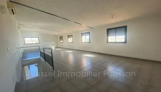 Location Bureau 130 m² à Villeveyrac 1 000 € CC /mois