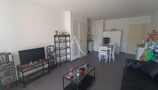 Frontignan - Appt T2 de 45M² avec terrasse de 11.65M² et stationnement