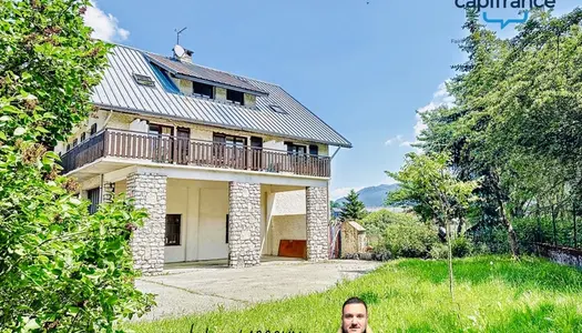 Dpt Isère (38), à vendre VILLARD DE LANS appartement 7 pièces de 129,50 m²