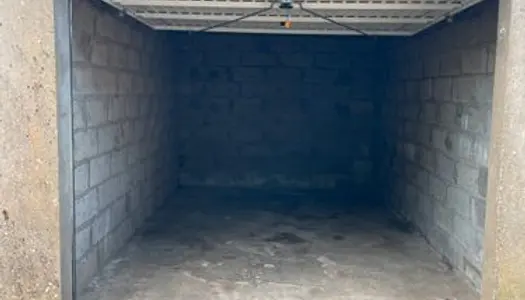 Garage Box 12,4m2 