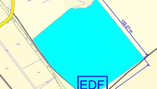 Terrain agricole a partie 5000m2 cloture: Abri , eau , foret , électricité ( EDF) 