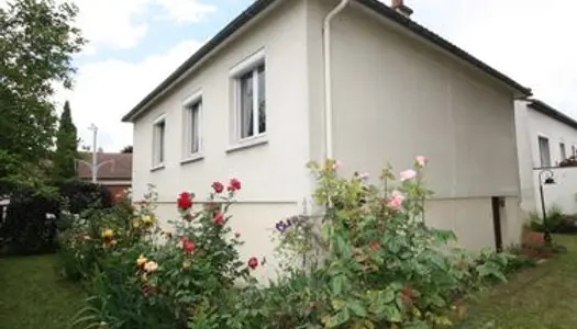 Rare à St Brice Courcelles charmante maison indépendante 2 chambres sous sol et jardin 