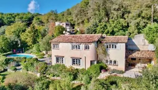 Vente maison provencal à Tourrettes sur Loup avec vue panoramique