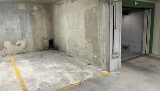 Parking/box 10 m² 