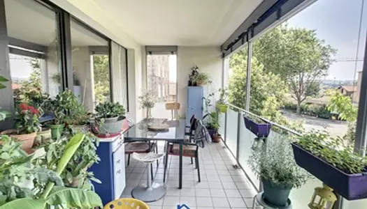 Appartement T3 avec terrasse 