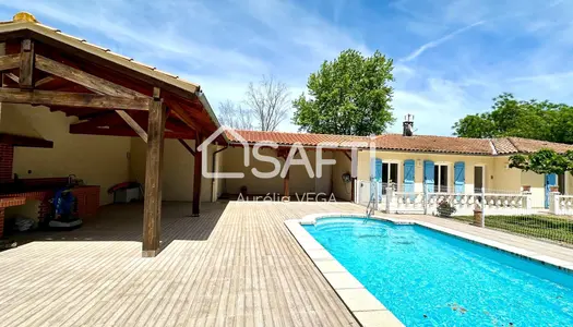 Villa T5 plain-pied avec piscine et cuisine d'été 