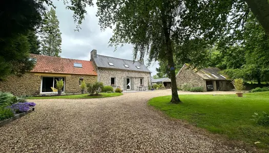 MAISON EN PIERRE AVEC 15000M² DE TERRAIN 