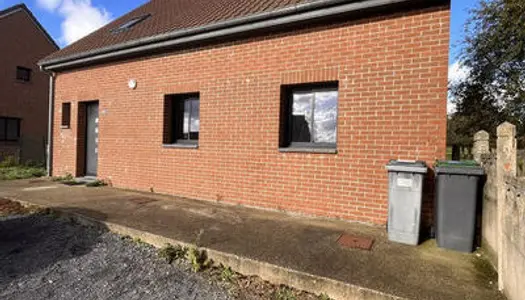 Maison semi-individuelle 3 chambres avec jardin 