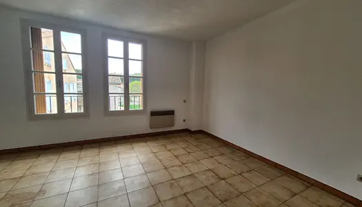 lIMOUX CENTRE VILLE APPARTEMENT t2 