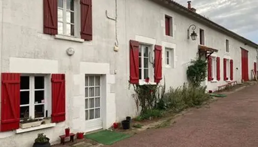 Vente 3 Maisons ou Gîtes près de Montmorillon - Vienne