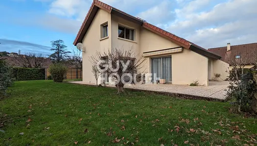 Thise, maison 165 m² sur terrain 8,8 ares