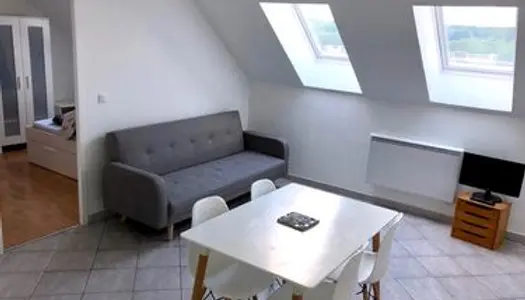 Appartement meublé 2 pièces 36 m² proche gare et lycée 