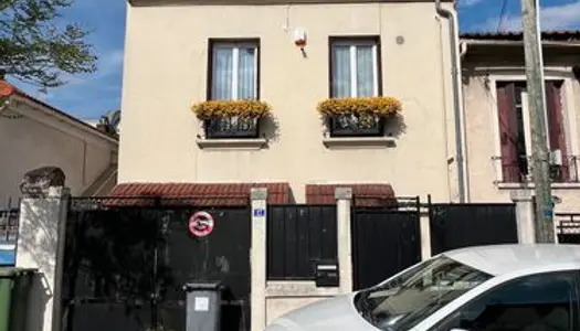 La maison située dans le quartier de AVENIR à DRANCY très calme