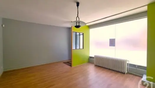 Maison 8 pièces 250 m² 