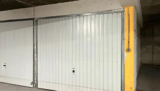 A VENDRE Garage box fermé Villeurbanne (69) - 12m²