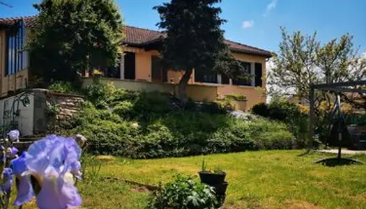 Maison au calme avec jardin et terrasse 