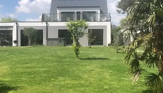 Belle maison de 150 m² sur 1600 m² de terrain à Crac'h 