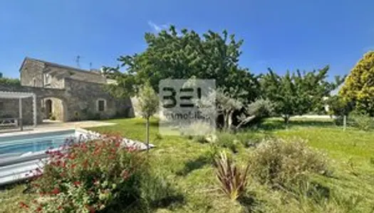 Propriété en pierre avec piscine en Drôme Provençale
