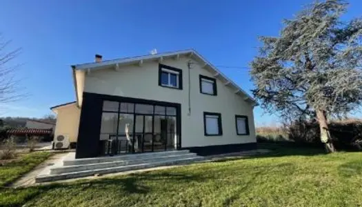 Maison 8 pièces 215 m²